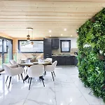 Шале Le Chalheureux *